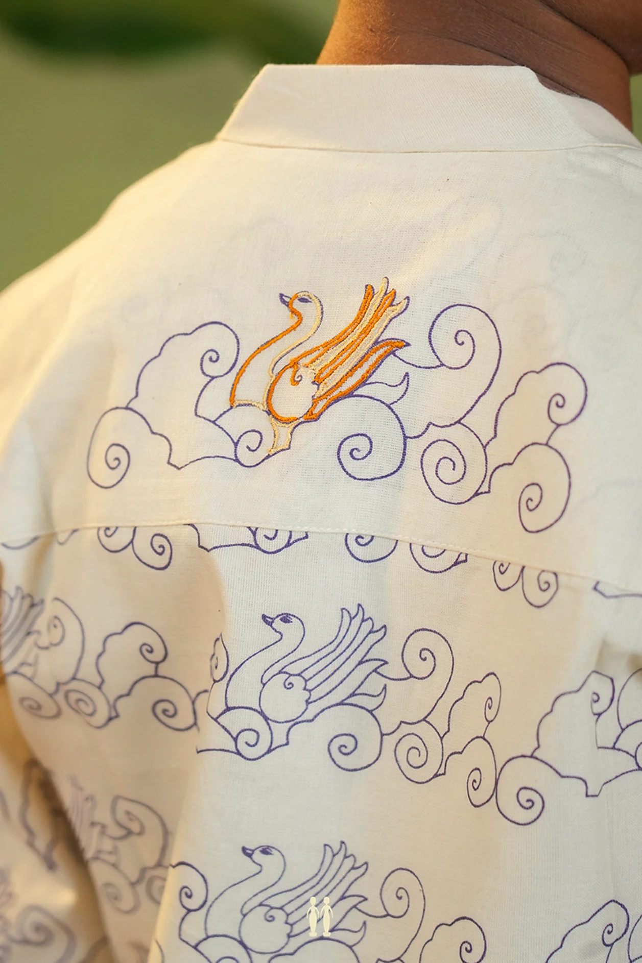 Printed Design White Kasavu Short Kurta - Image 3