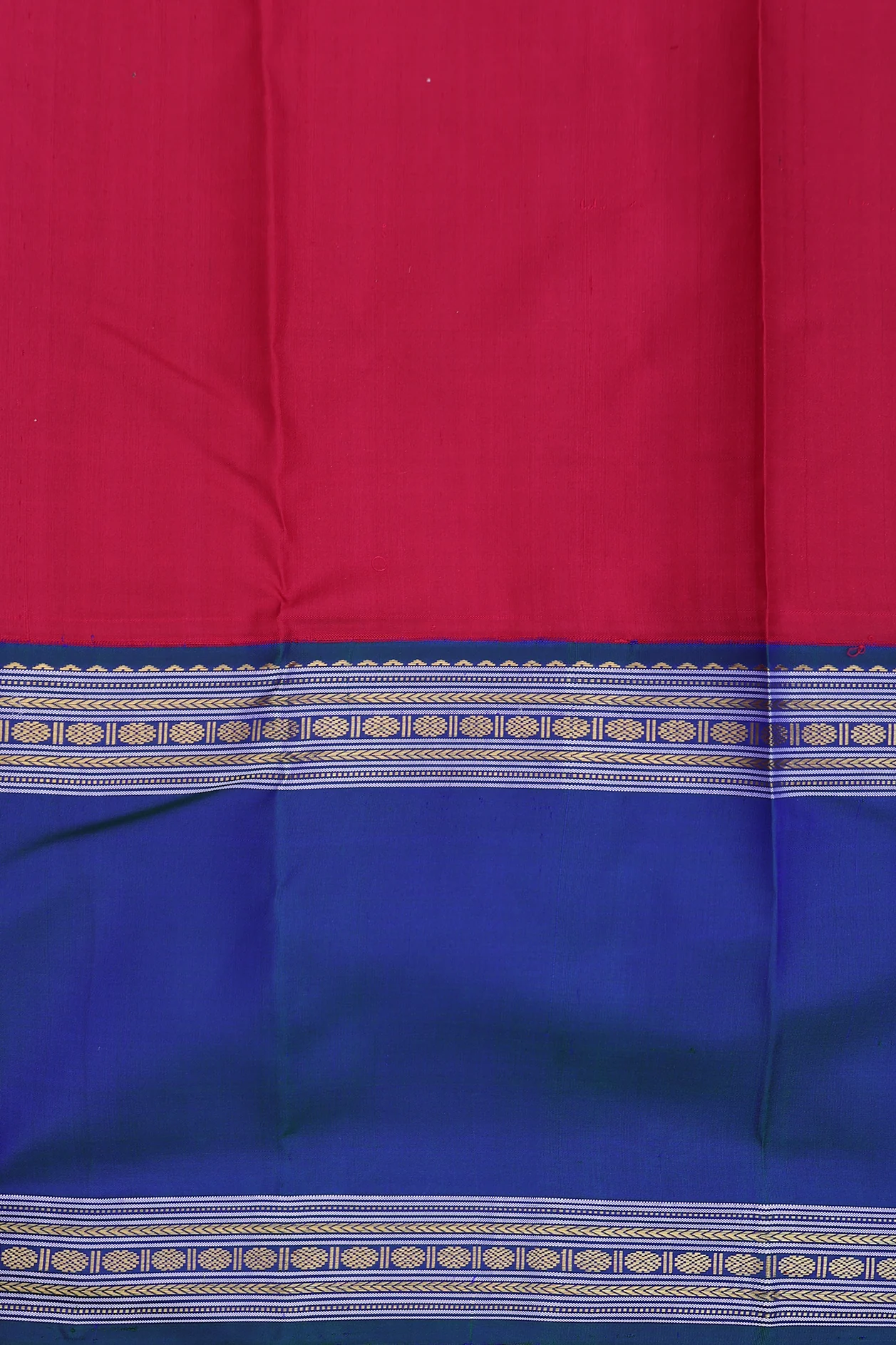 Kanchipuram Silk Saree In Black With Zari Buttas - Image 5