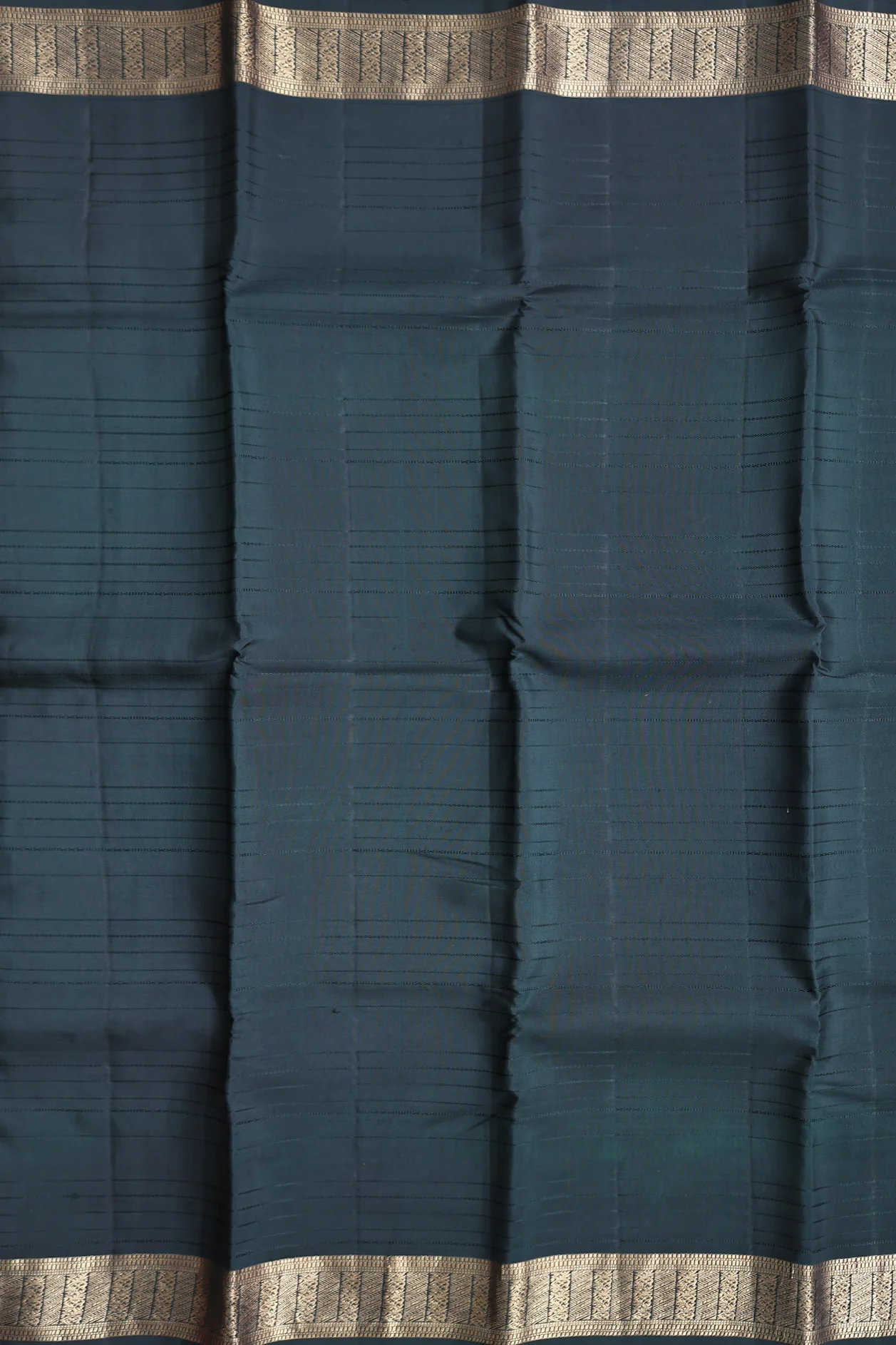 Kanchipuram Silk Saree In Bottle Green With Stripes Design - Image 3