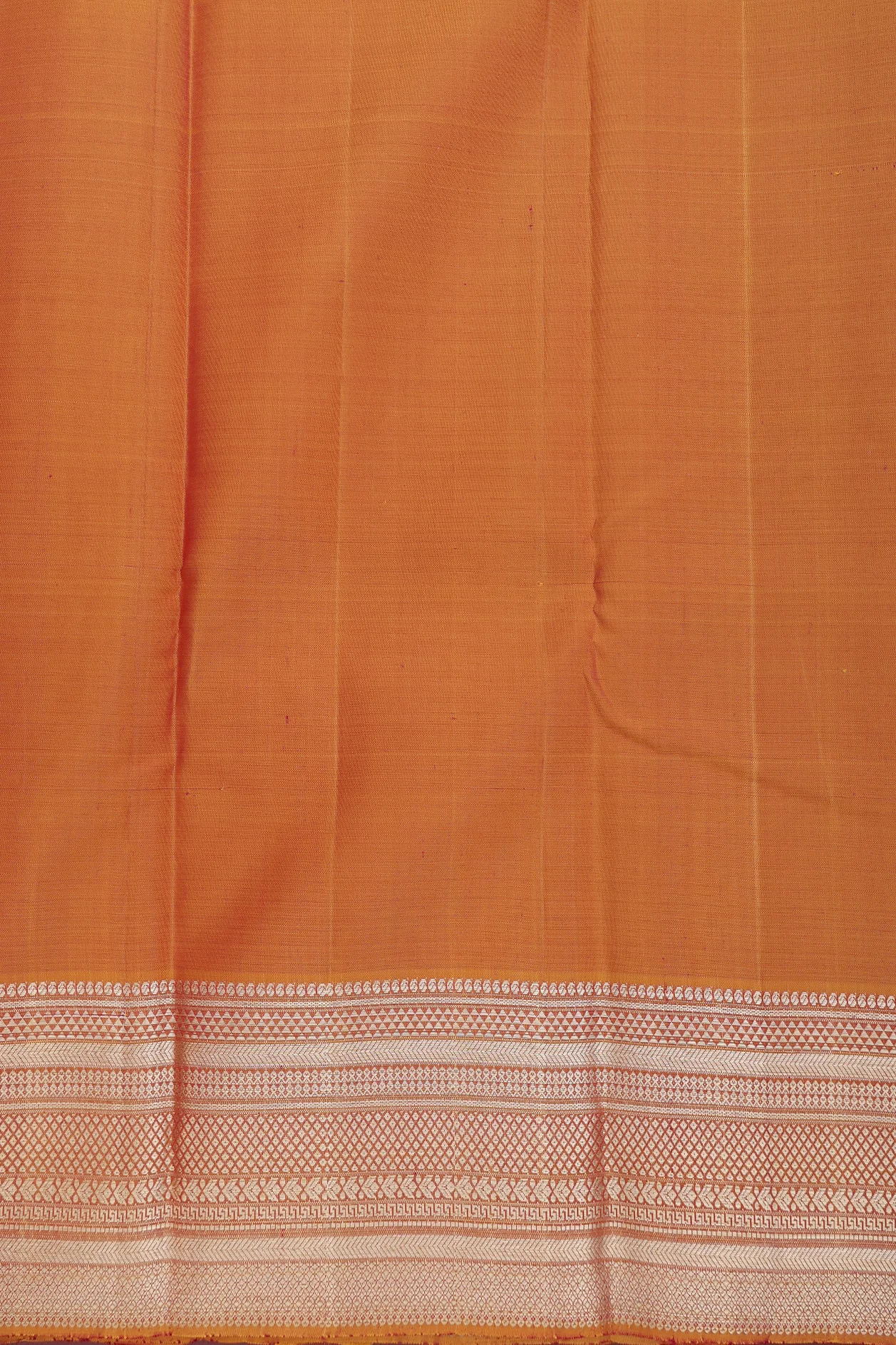Kanchipuram Silk Saree In Crimson Red With Peacock Buttas - Image 5