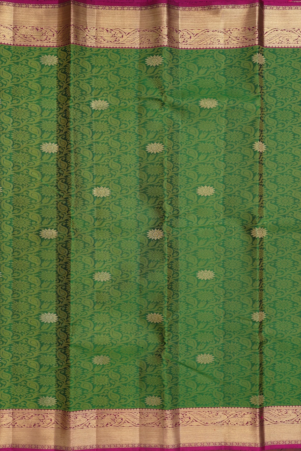 Kanchipuram Silk Saree In Green With Jacquard Pattern - Image 3