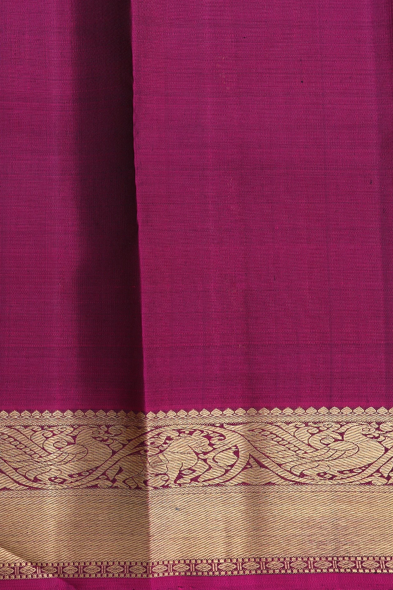 Kanchipuram Silk Saree In Green With Jacquard Pattern - Image 5