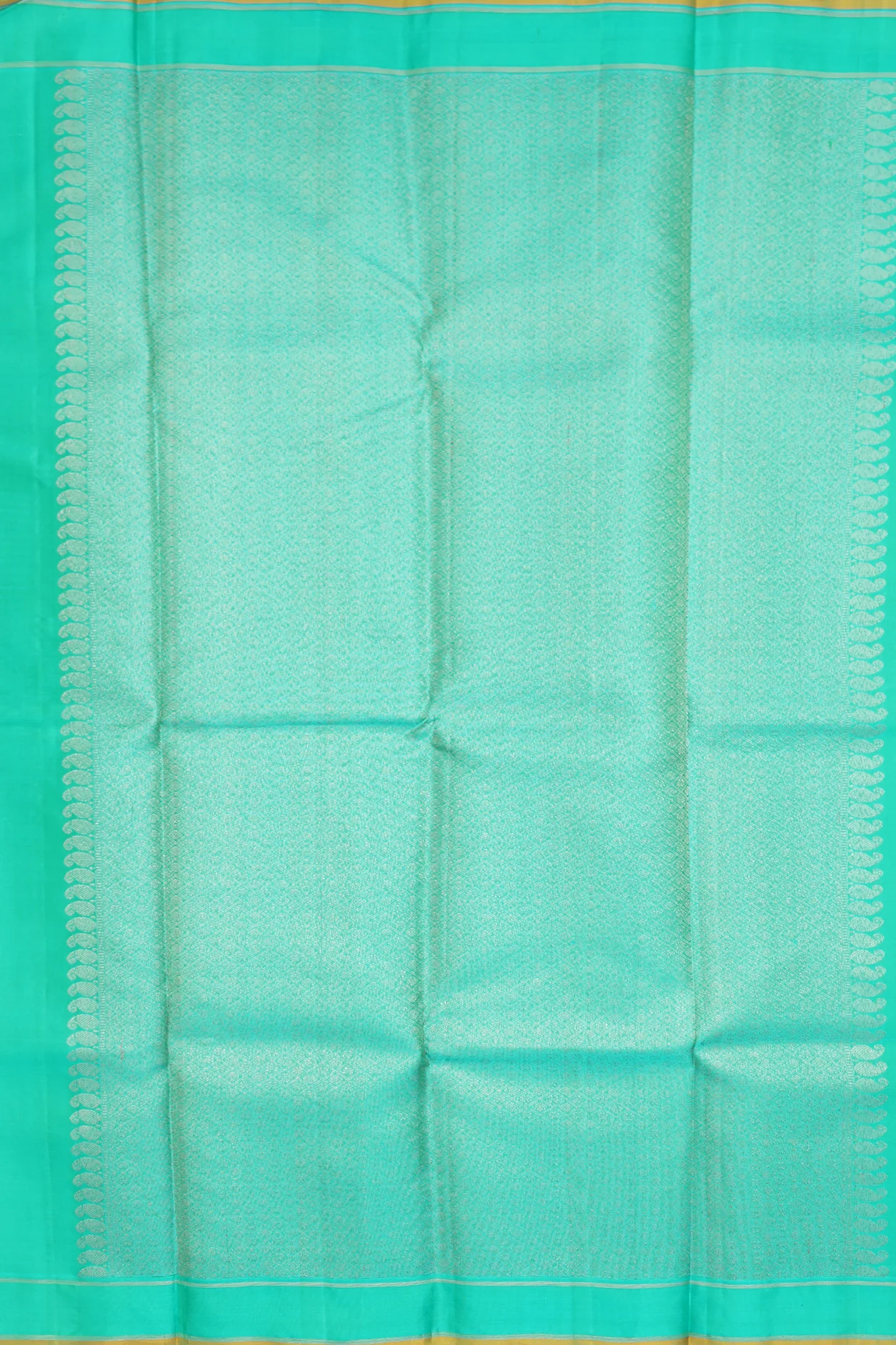 Kanchipuram Silk Saree In Green With Zari Buttas - Image 4