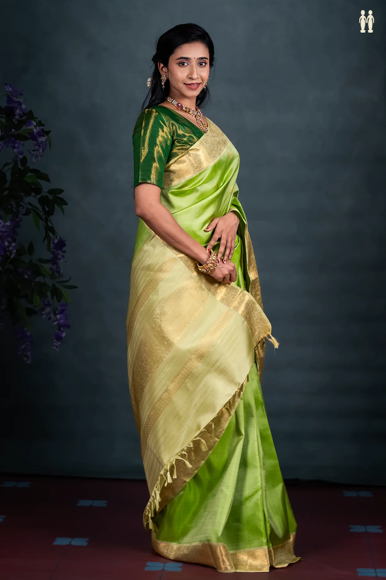 Kanchipuram Silk Saree In Green With Zari Buttas - Image 3