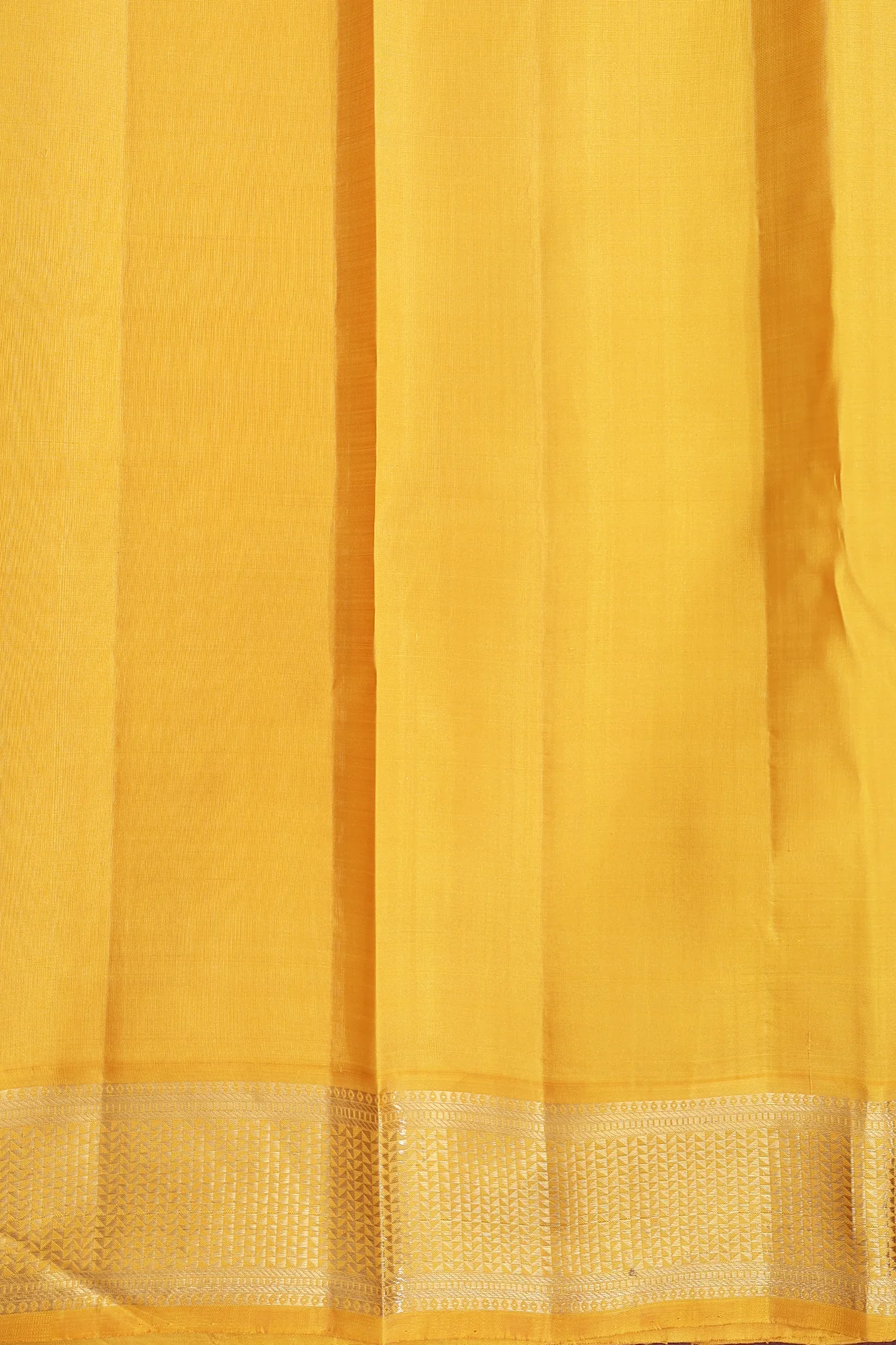 Kanchipuram Silk Saree In Red With Brocade Design - Image 5