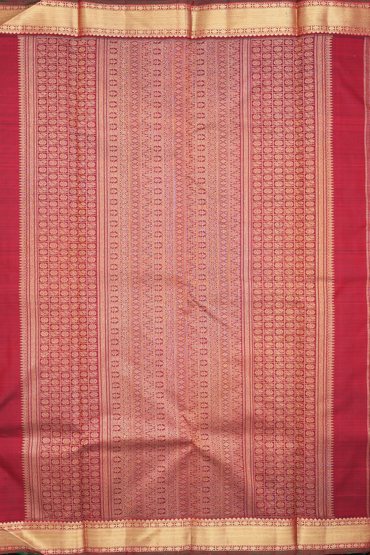 Kanchipuram Silk Saree In Red With Checks Design - Image 4
