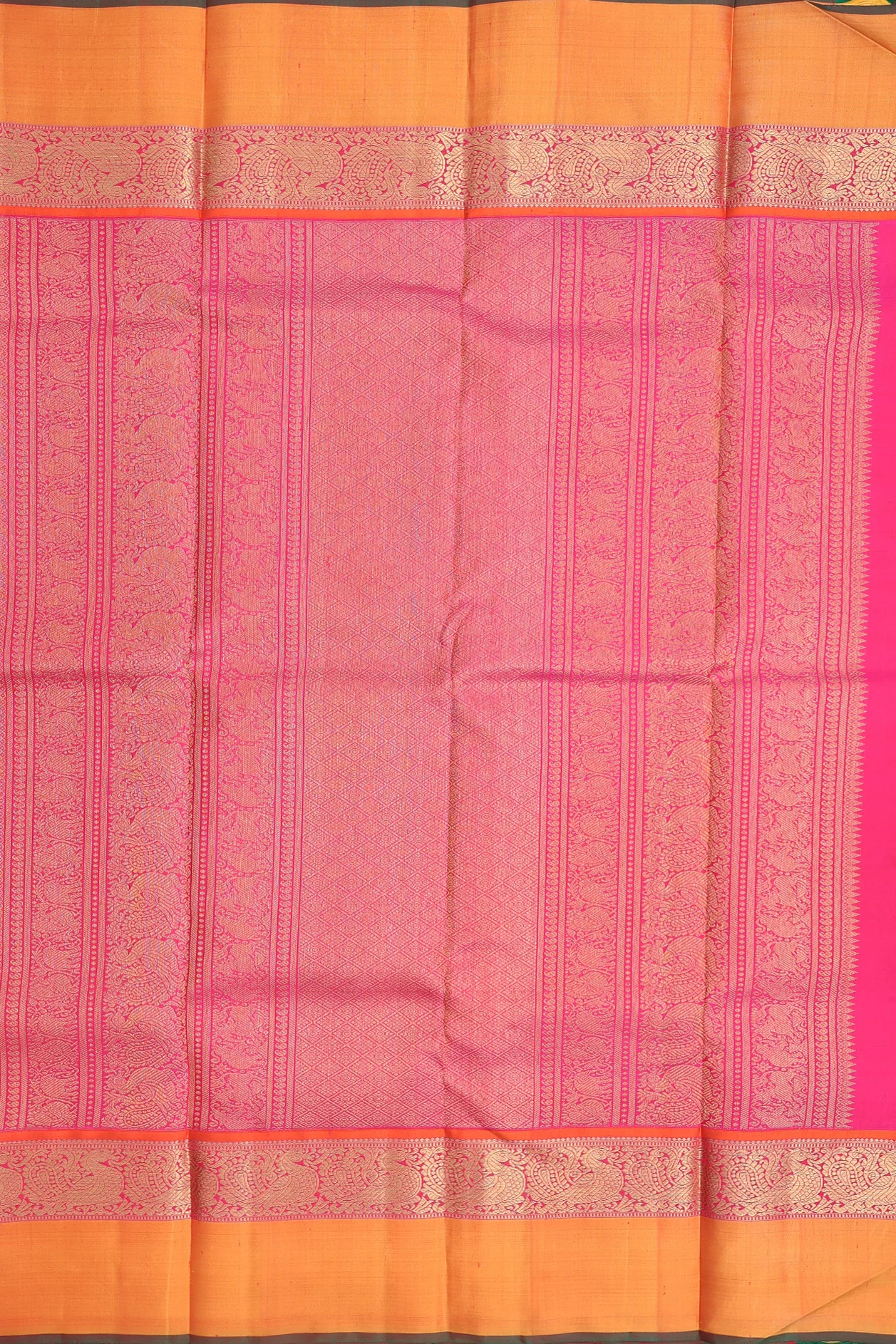 Kanchipuram Silk Saree In White With Floral Buttis - Image 4