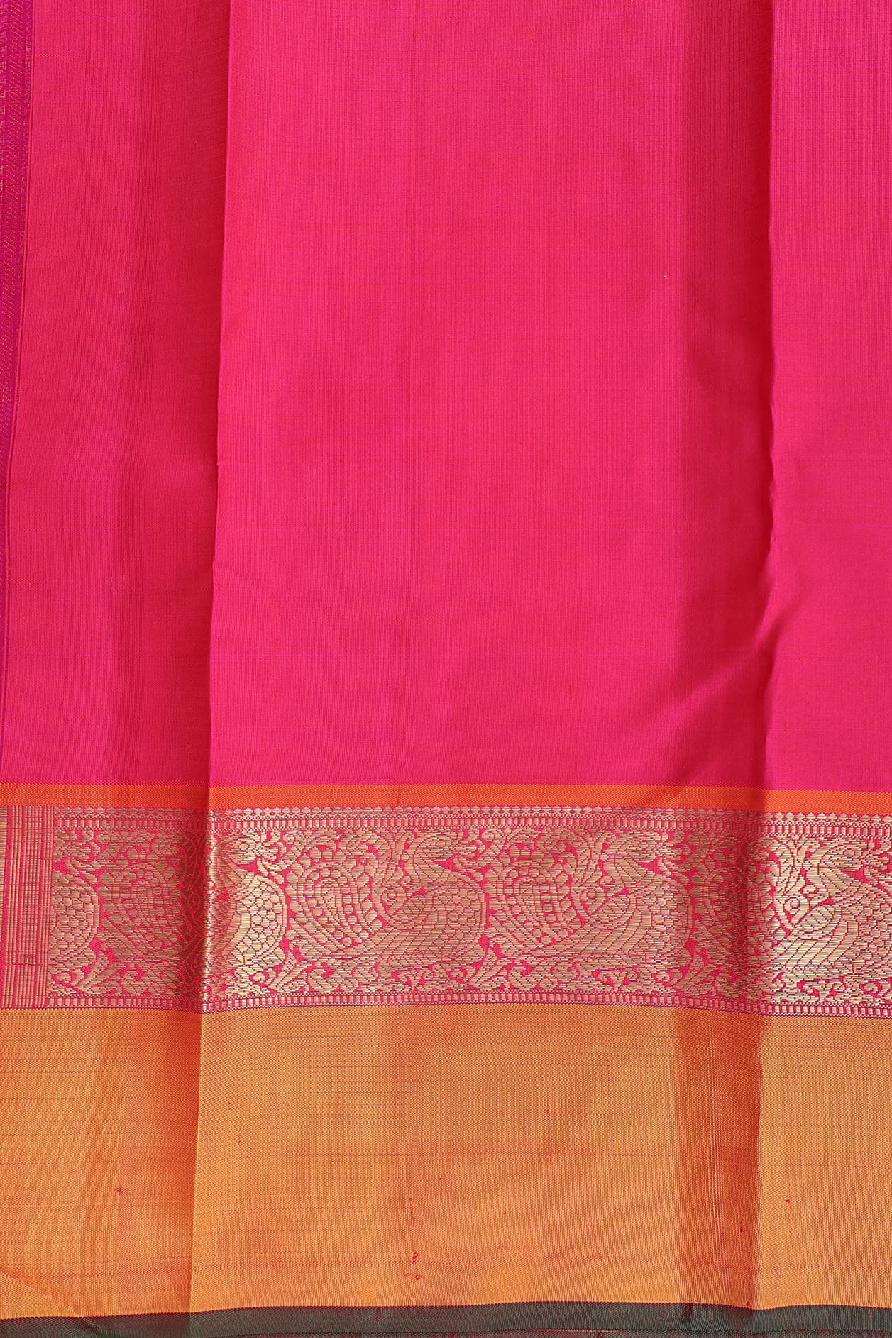 Kanchipuram Silk Saree In White With Floral Buttis - Image 5