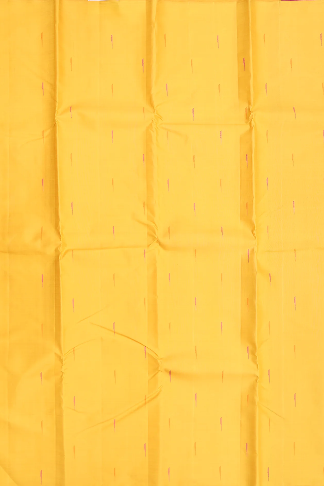 Kanchipuram Silk Saree In Yellow With Malli Moggu Buttas - Image 3