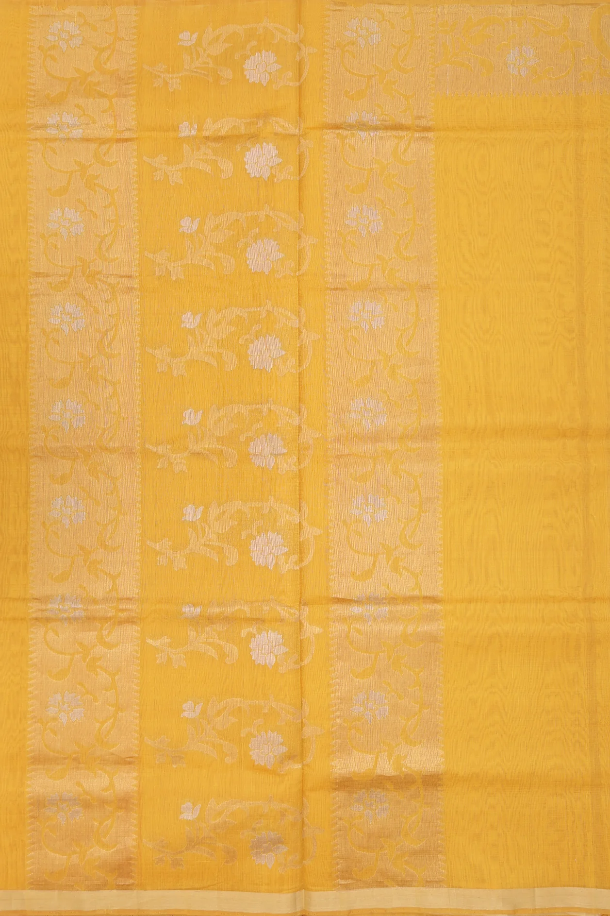 Kora Silk Cotton Saree In Saffron Yellow With Paisley Border - Image 4