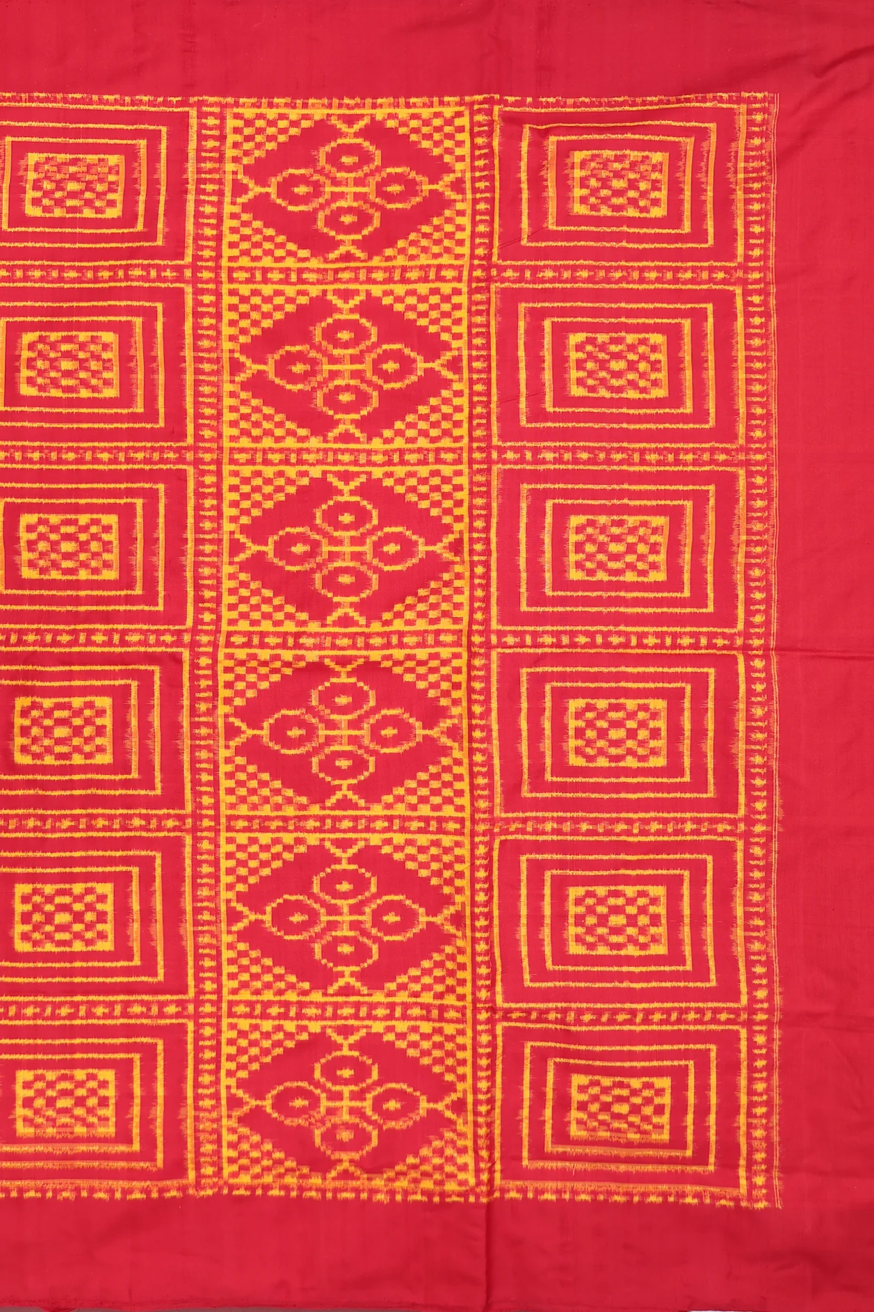 Pochampally Silk Saree In Red With Ikat Design - Image 3