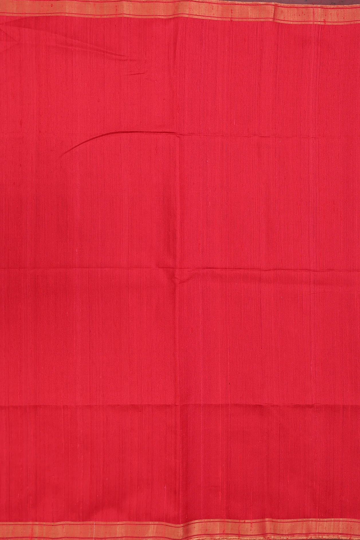 Raw Silk Saree In Plain Chilli Red With Bavanchi Border - Image 3