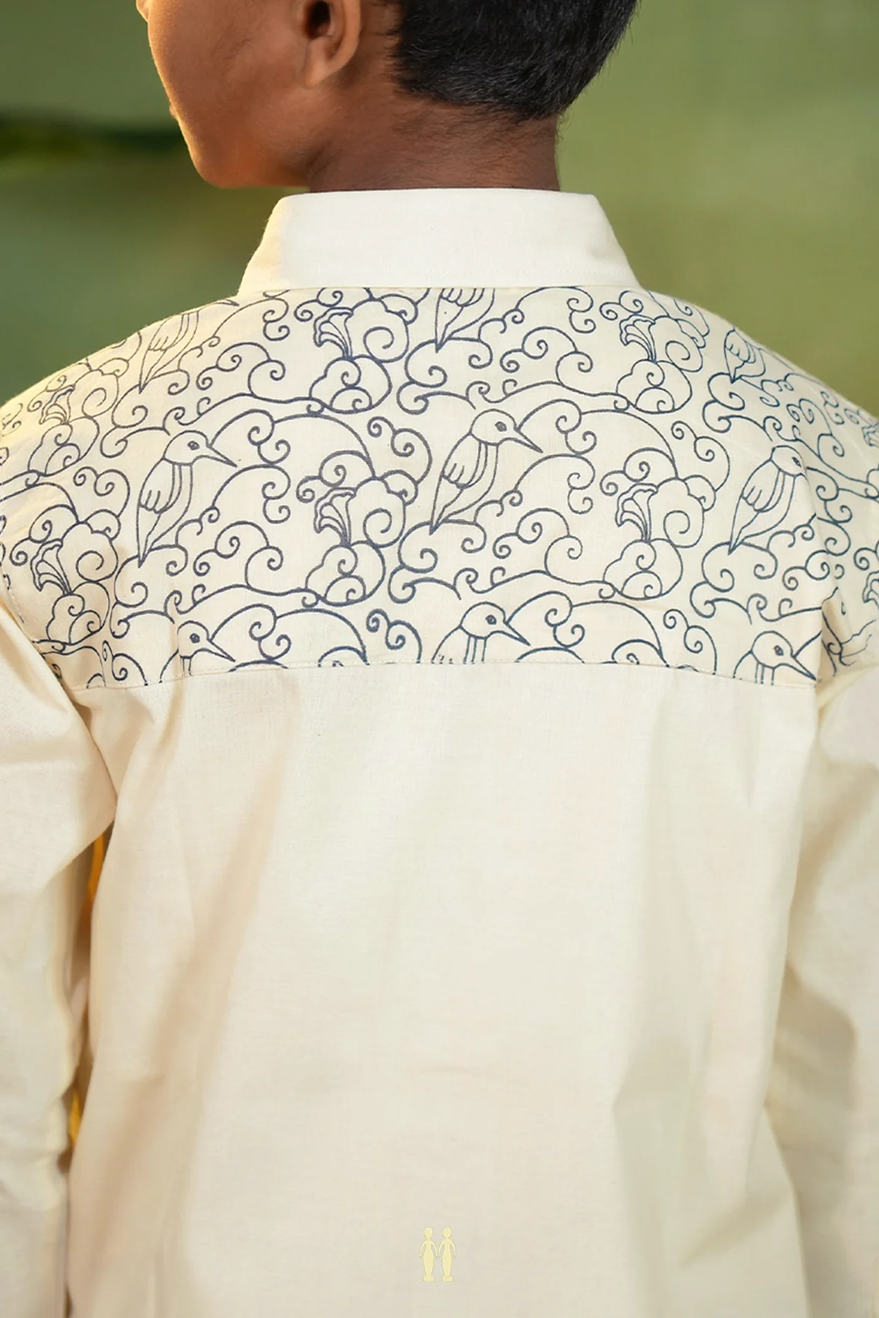 Regular Collar Printed Design White Kasavu Shirt - Image 3