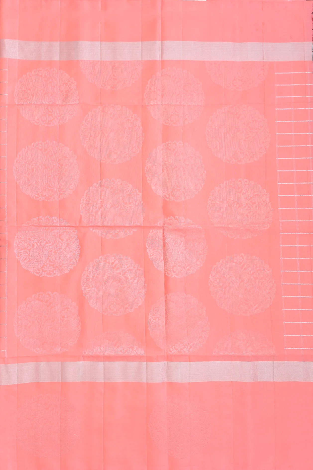 Soft Silk Saree In Peach With Checks Design - Image 4